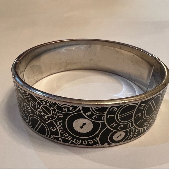 Henri Bendel Logo Hinged Bangle Bracelet - Picture 4 of 7